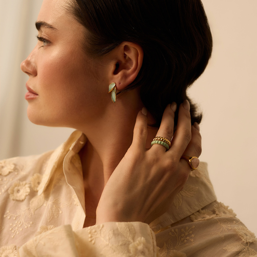 Złoty pierścionek z zieloną emalią Mint