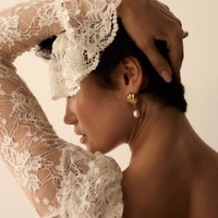 Złote kolczyki muszle z perłą Sirene