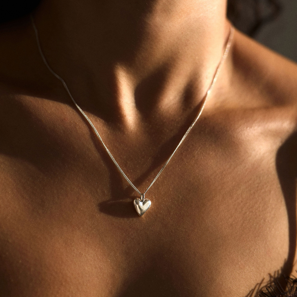 Srebrny naszyjnik Love Amulet