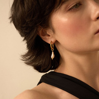 Złote kolczyki z pereł naturalnych Cloud N°1