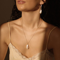 Złoty naszyjnik Baroque Pearl