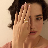 Złoty regulowany pierścionek Pearl Heart