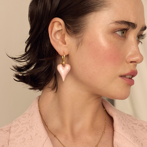 Złote kolczyki serca z perłowej różowej emalii Bubble Heart N°2