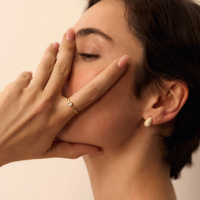 Złoty pierścionek z cyrkoniami Libra