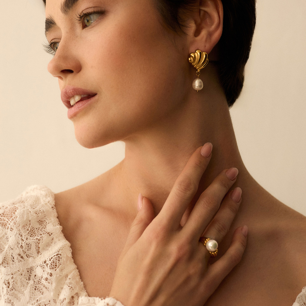 Złote kolczyki muszle z perłą Sirene