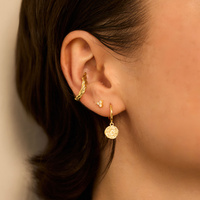 Złota nausznica Tail