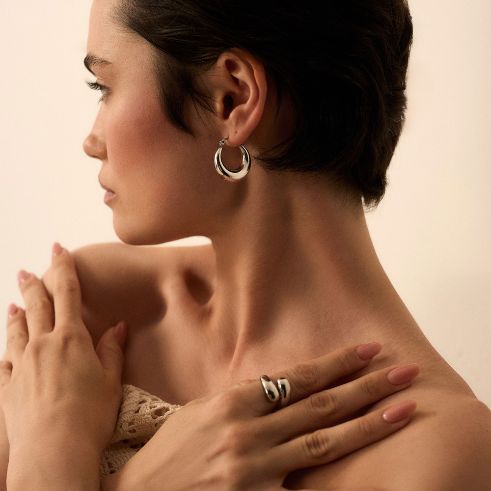 Srebrne kolczyki koła Lunar