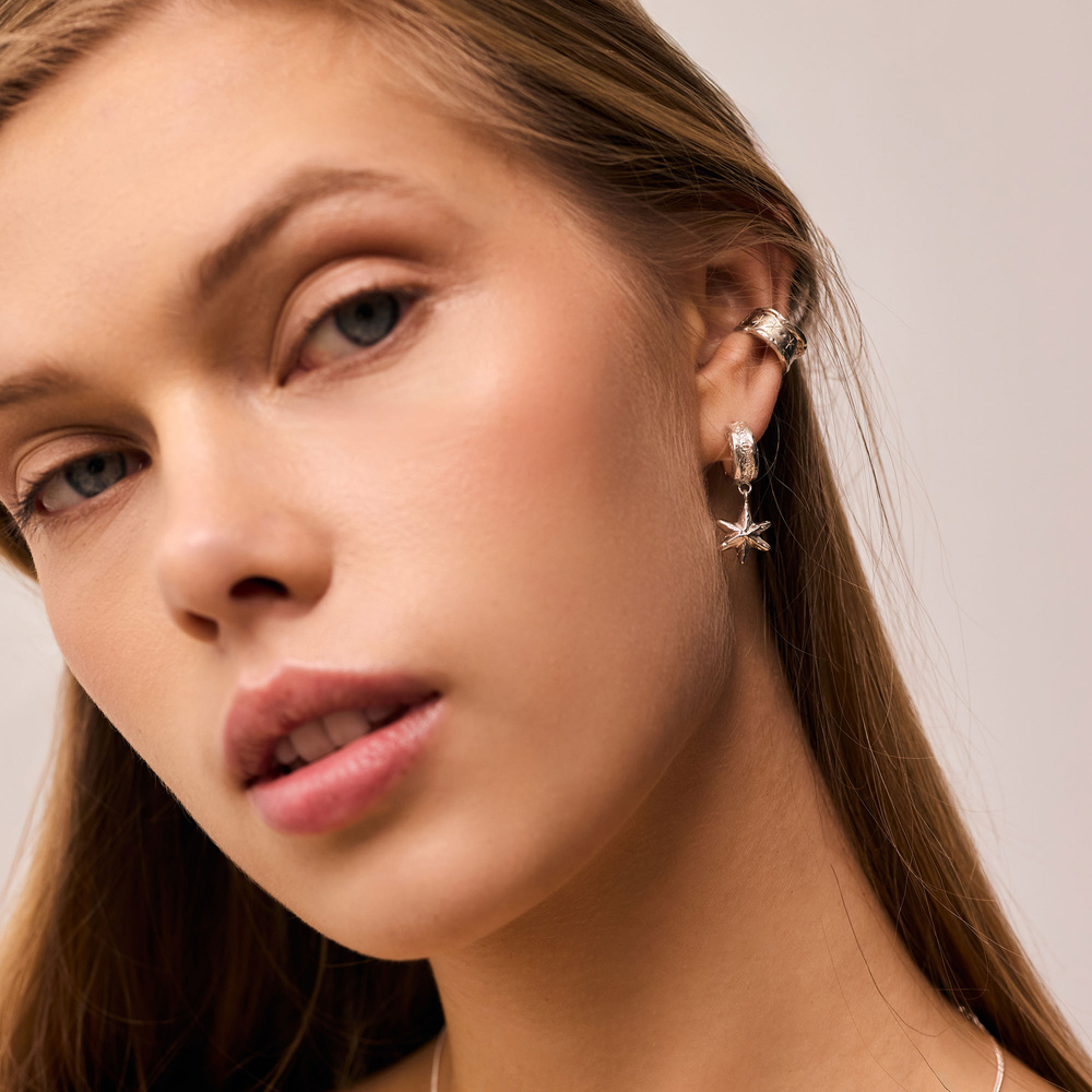 Srebrna nausznica STARS