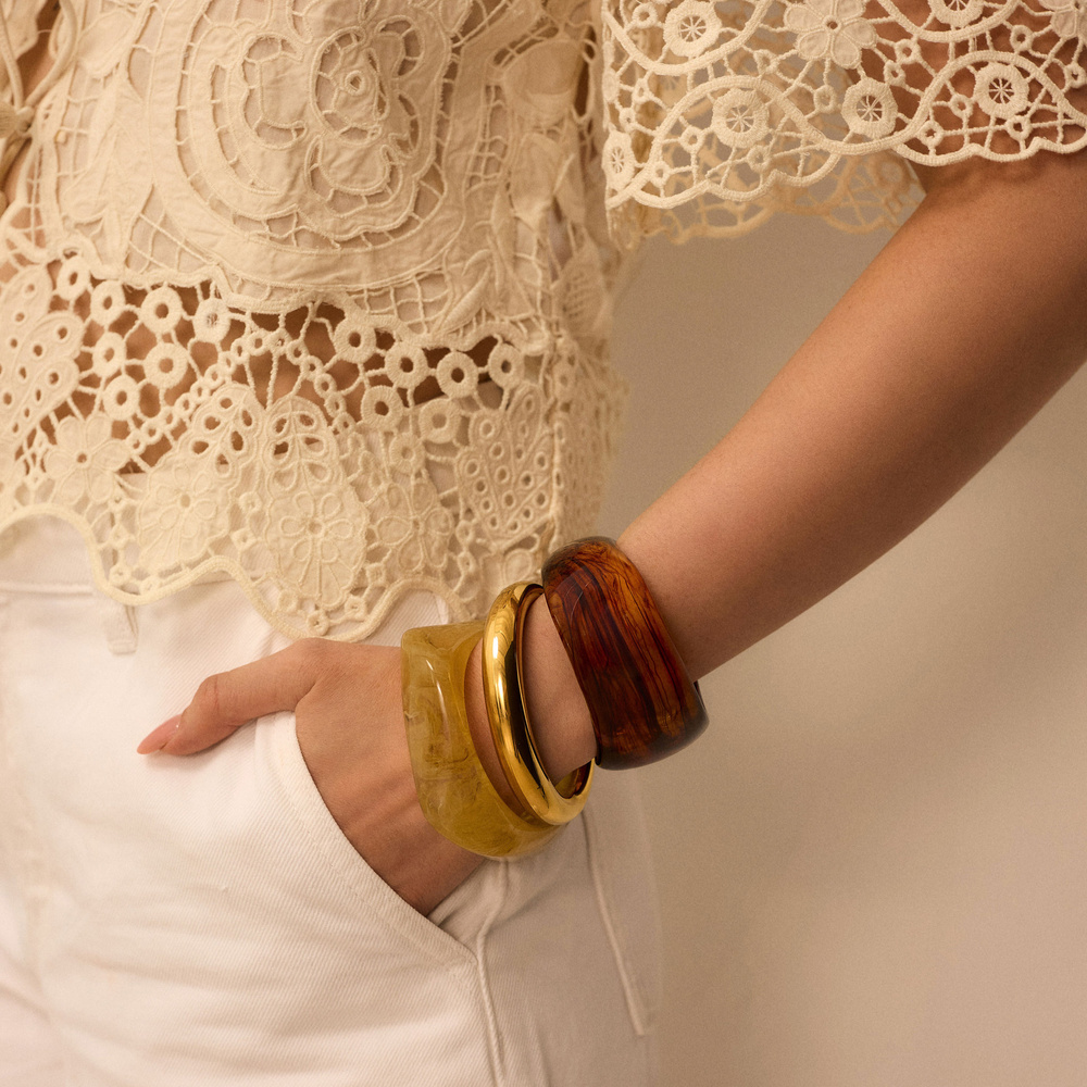 Złota sztywna bransoletka Cuff
