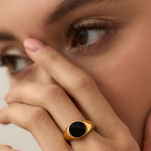 Złoty sygnet z czarnym oczkiem Void
