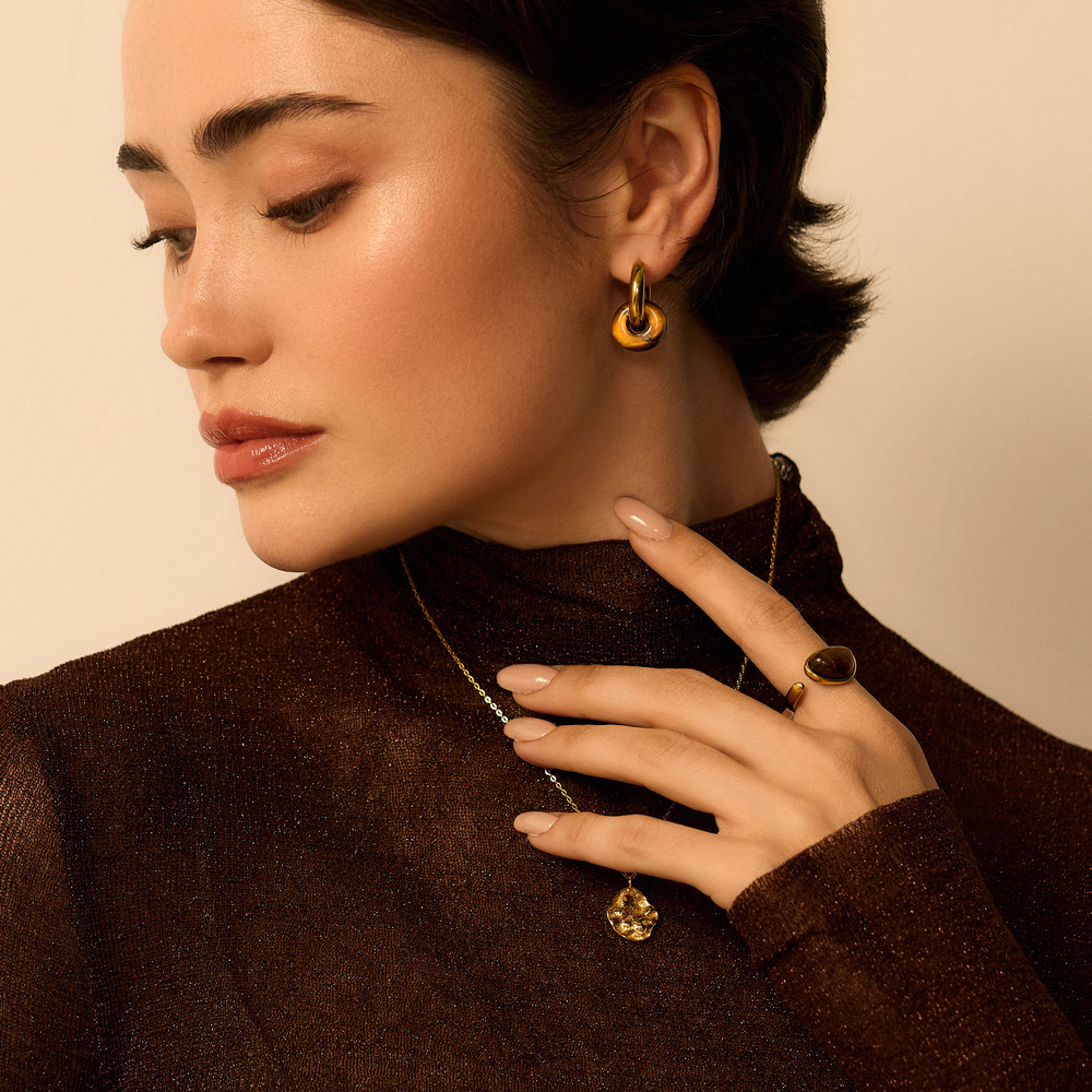 Złote kolczyki koła z oczkiem tygrysim Nocturne