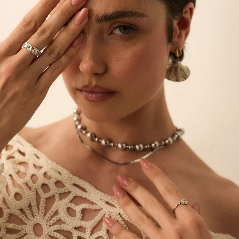 Srebrny pierścionek z białym agatem La Mer