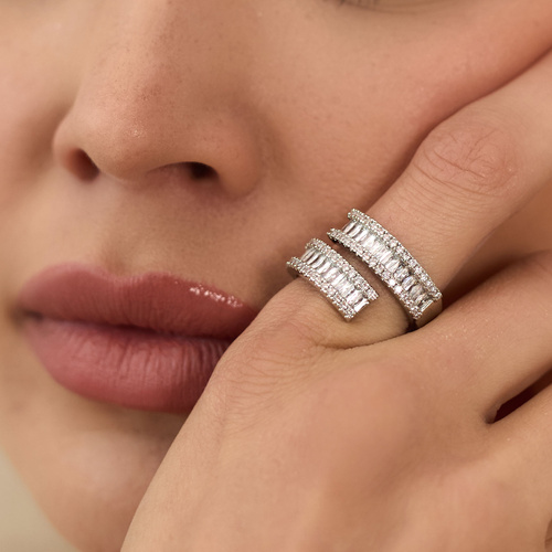 Srebrny regulowany pierścionek z cyrkoniami Neve N°2