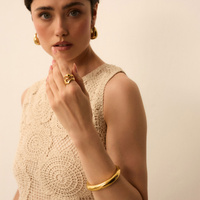 Złota sztywna bransoletka Cuff