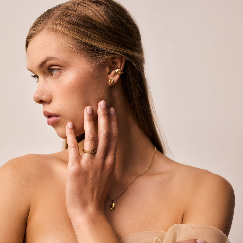 Złota regulowana obrączka STARS