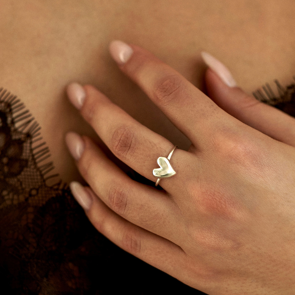 Srebrny pierścionek Mini Heart