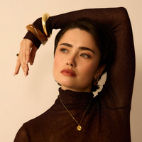 Złota sztywna bransoletka Bold