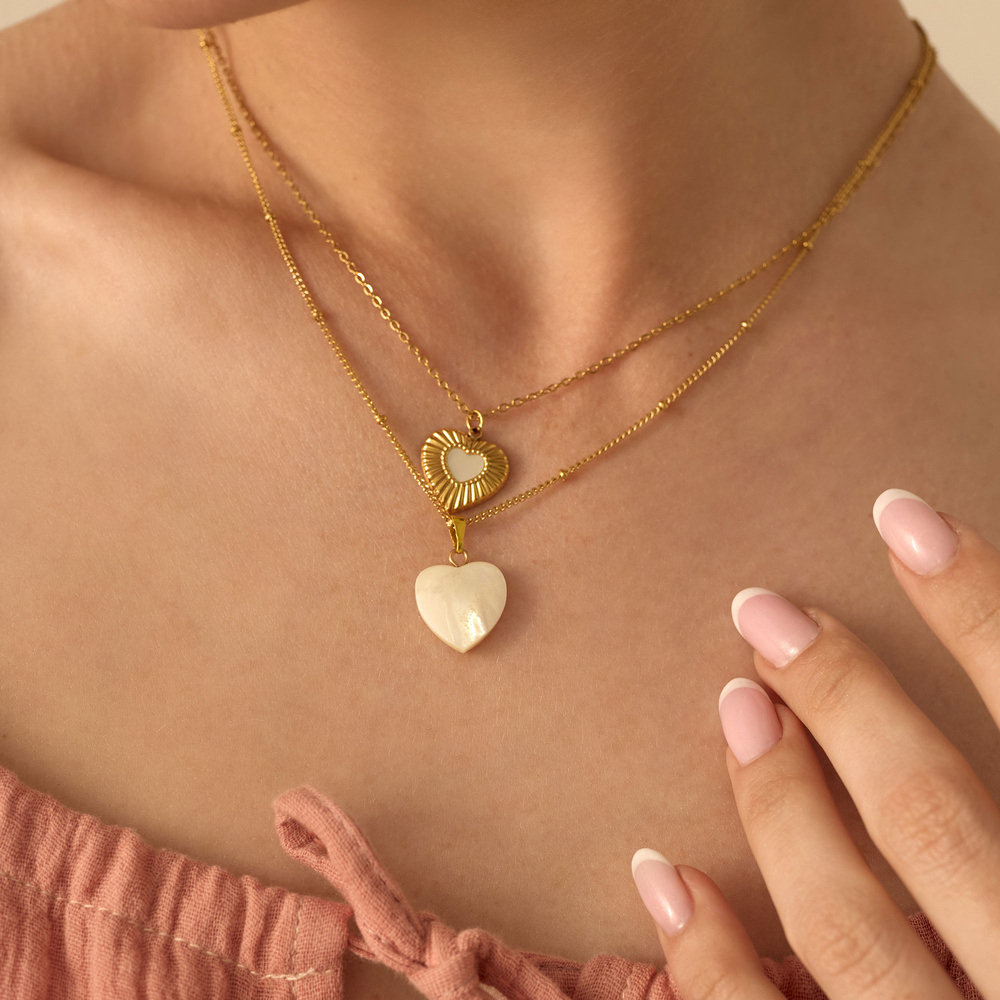 Złoty naszyjnik  z zawieszką z masy perłowej Pearl Heart N°4