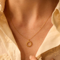 Złoty naszyjnik ze słońcem Serenity