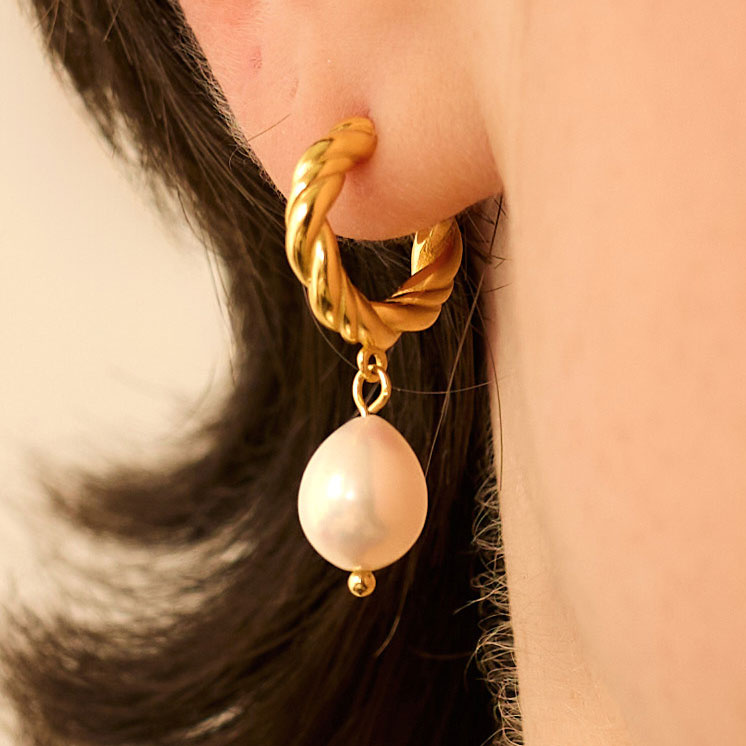 Złote kolczyki z perłą naturalną Pearl N°2