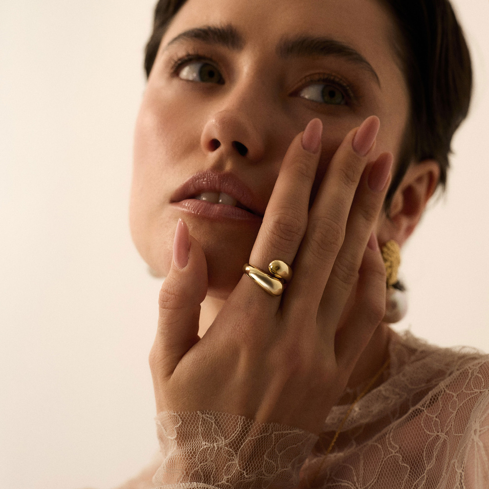Złoty pierścionek Mouille