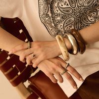 Srebrna sztywna bransoletka Bold