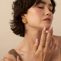 Złote kolczyki Hestia