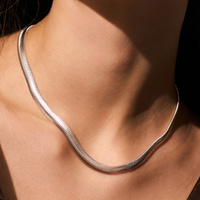 Srebrny naszyjnik żmijka Gravity