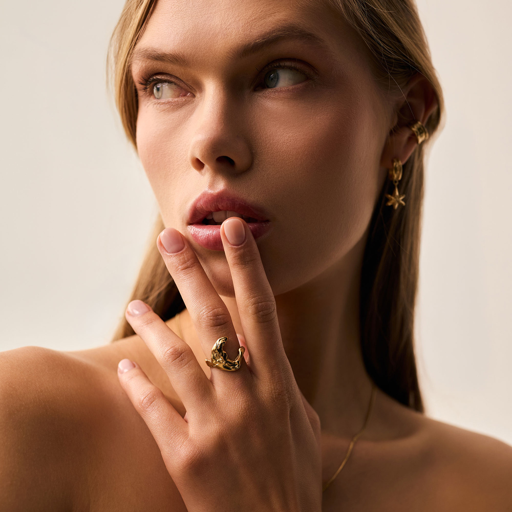 Złoty pierścionek LUNA