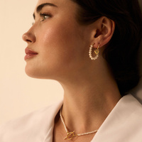 Złote kolczyki z sercami Amour 