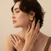 Złote kolczyki Hestia