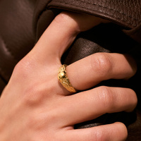 Złoty pierścionek SUN 