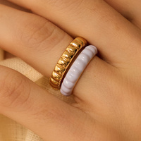 Złoty pierścionek z fioletową emalią Lily