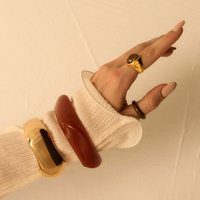 Złoty pierścionek z oczkiem tygrysim Noir