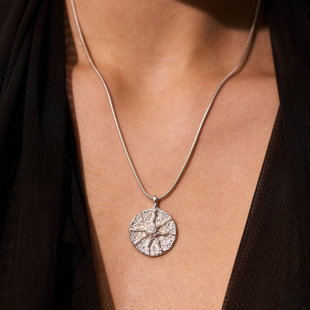 Srebrny naszyjnik SUN