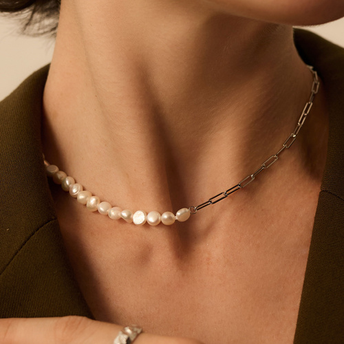 Srebrny naszyjnik z perłami naturalnymi Whisper