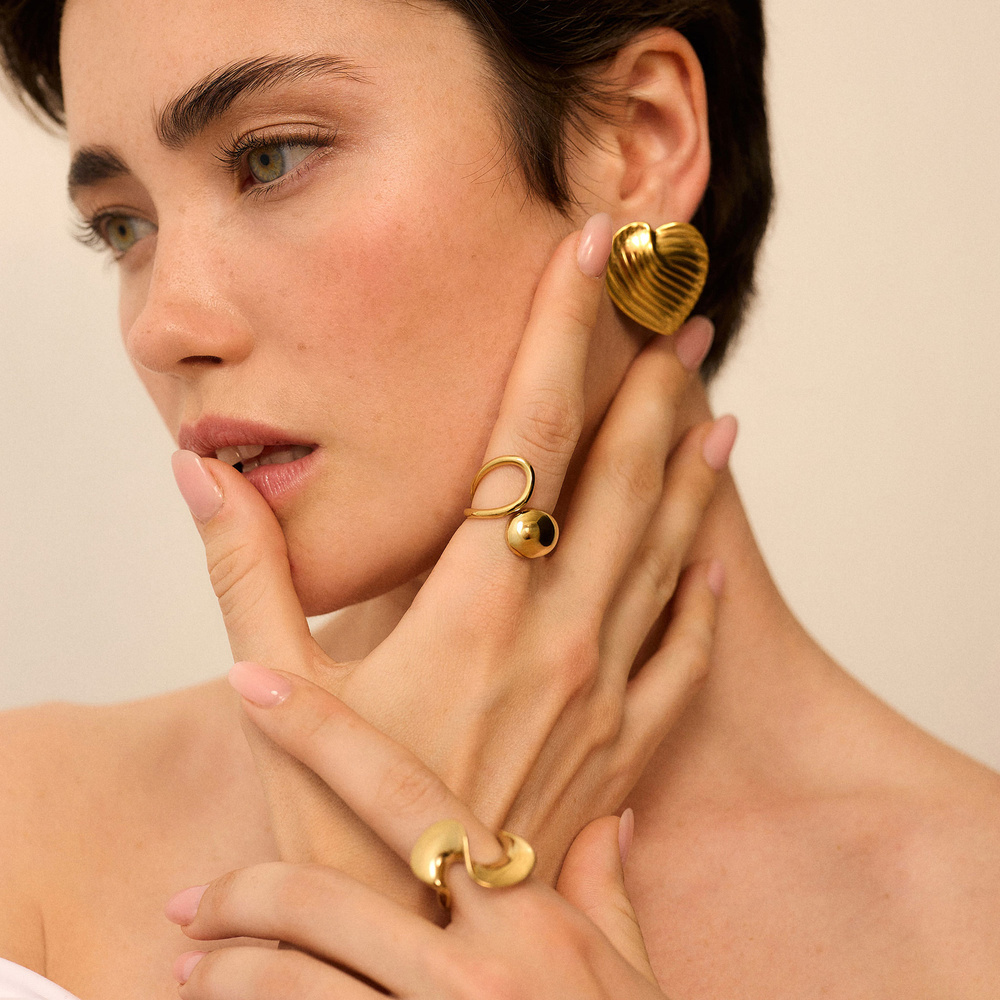 Złoty pierścionek Eclipse