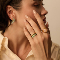 Złoty pierścionek z kwarcem różowym Trinity N°2