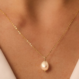 Złoty naszyjnik z perłą Pearl Chain N°3