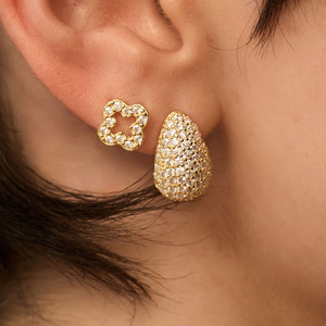 Złote kolczyki łezki z cyrkoniami (srebro 925)