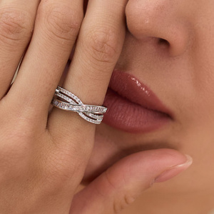 Srebrny regulowany pierścionek Serene N°2