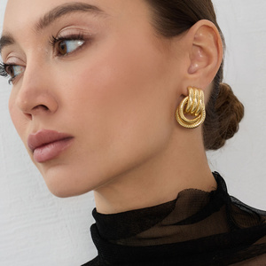 Złote kolczyki vintage Lazo