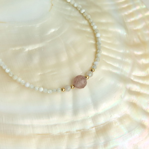 Bransoletka z kamieni naturalnych z kwarcem Feminine N°2