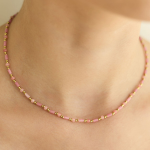 Złoty naszyjnik z turmalinu różowego