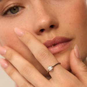 Srebrny pierścionek z Moissanitem Promise N°1 (srebro 925)